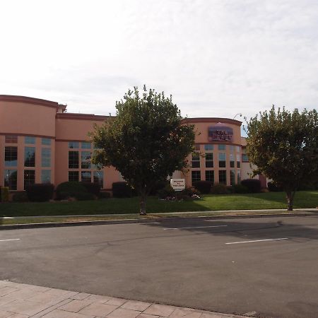 קורנינג The Lodge At Rolling Hills Casino & Resort מראה חיצוני תמונה
